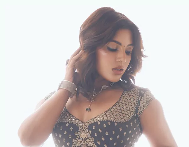 Samyuktha Menon New Pics